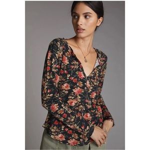 Pilcro Black flowered V Neck size XS Anthropologie new condition